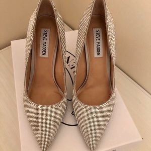 Crystal pumps